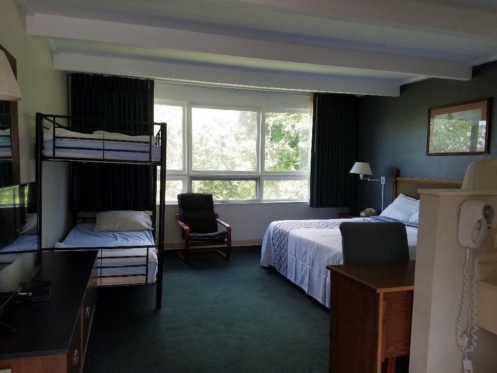 Travelodge By Wyndham Lake George Ny Exterior foto